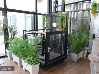 ผลงานลิฟท์แบบครึ่งท่อน