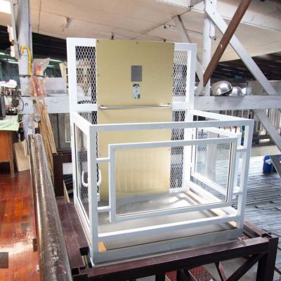 ผลงานการติดตั้งลิฟท์บ้านแบบครึ่งท่อน ที่ จังหวัดตรัง