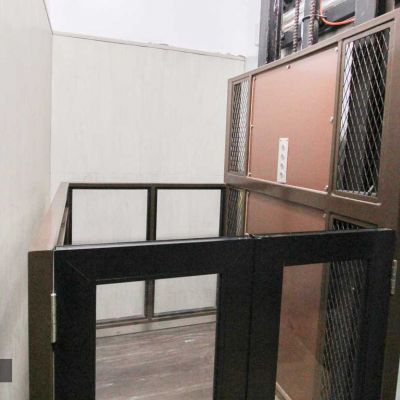 Service ลิฟท์บ้านแบบครึ่งท่อน ที่ เยาวราช