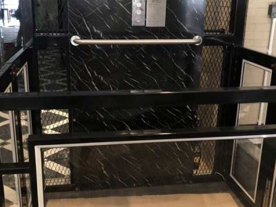 ผลงานการติดตั้งลิฟท์บ้านแบบครึ่งท่อน ที่ KTK (พัทยา)