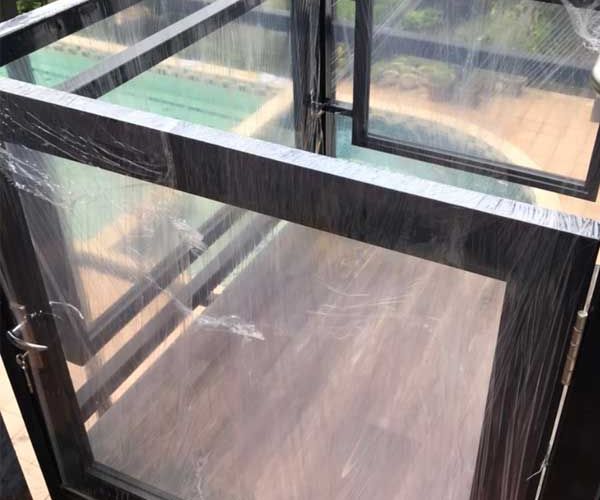 ผลงานการติดตั้งลิฟท์บ้านแบบครึ่งท่อน ที่ เพชรเกษม